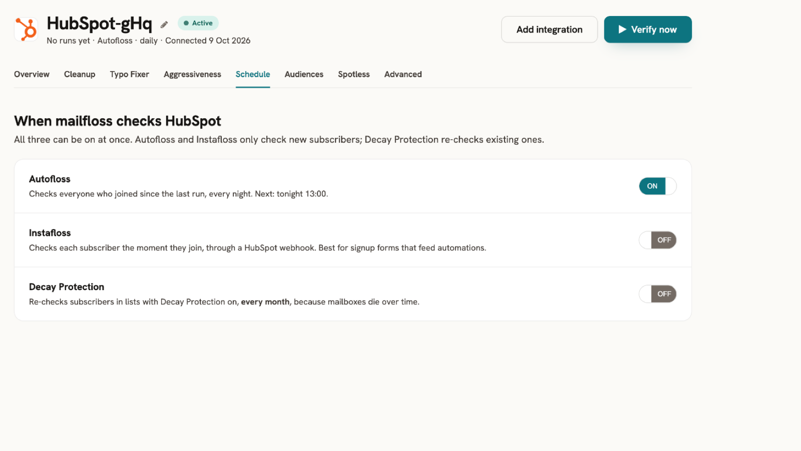 Autofloss is ingeschakeld voor een HubSpot-koppeling in Mailfloss, waardoor elke nacht wordt gecontroleerd of er nieuwe contacten zijn